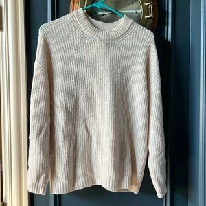 Soft oversized sweater. American Eagle.